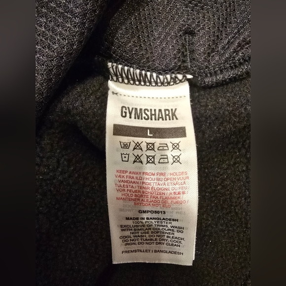 GUC Gymshark Arrival Hoodie, sweatshirt, black, size large, $40 - Picture 11 of 16